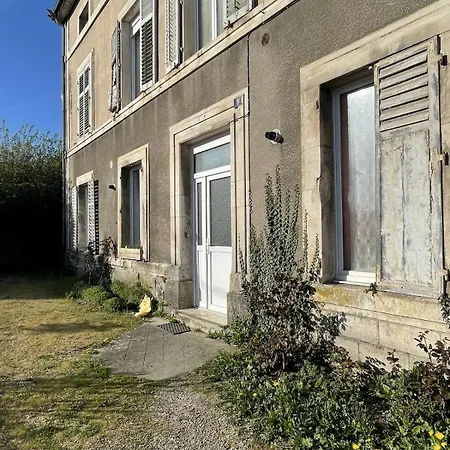 Apartman T2 Paisible Centre Commercy, Charme De L'ancien *