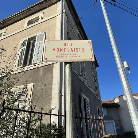 T2 Authentique & Calme Au Coeur De Commercy