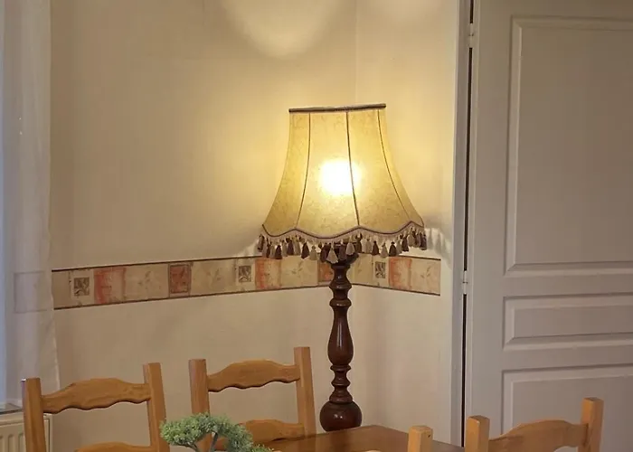 T2 Paisible Centre Commercy, Charme De L'ancien Apartmán Commercy