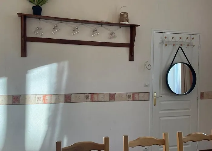 Apartmán T2 Paisible Centre Commercy, Charme De L'ancien