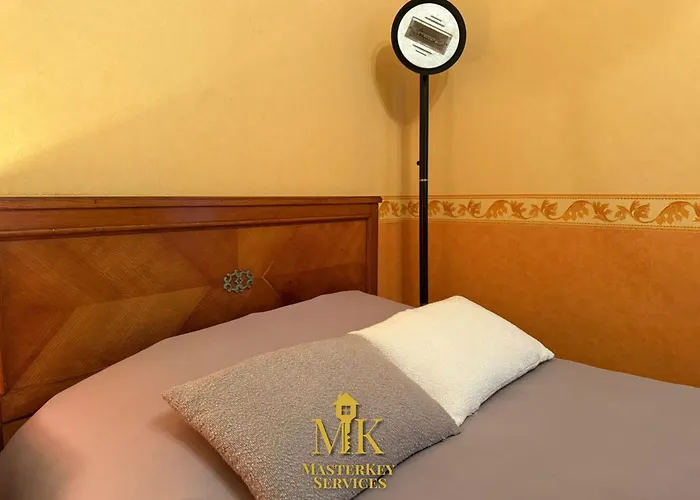 Apartmán T2 Paisible Centre Commercy, Charme De L'ancien Commercy