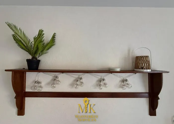 T2 Paisible Centre Commercy, Charme De L'ancien Apartmán Commercy